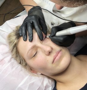 Cursus eyeliner permanente make-up